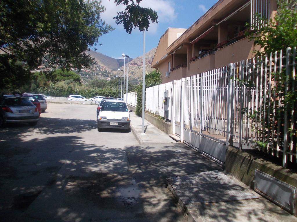 Nest Apollo Apartman Mondello Kültér fotó